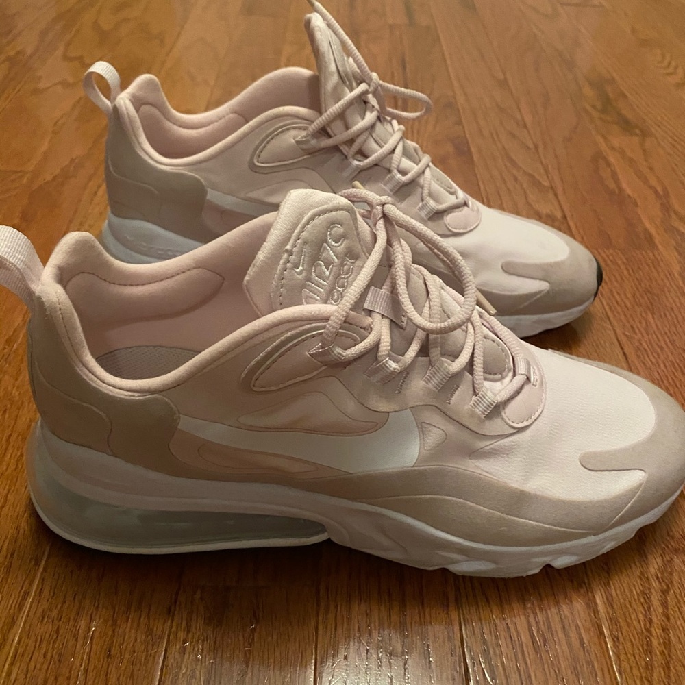 Almost brand new Nike Air Max